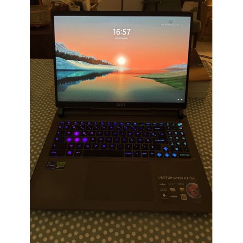 MSI Vector GP68HX - 16" Intel Core i9-13980HX - 2.2 Ghz - Ram 32 Go - SSD 2 To