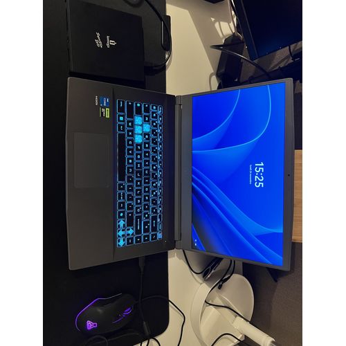 MSI Thin 15 B13VE - 15.6" Intel Core i5-13420H - 2.1 Ghz - Ram 16 Go - SSD 477 Go