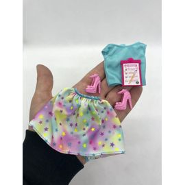 Lot tenue complète haut jupe courte chaussures à talons Barbie Mattel rose turquoise arc en ciel jupe accessoire 