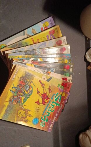 Lot De 11 Bandes Dessinées Comics - Strange - Le Journal De Spider Man - N 98.99.101.116.118.119.121.122.124.125.153.Sans Posters .