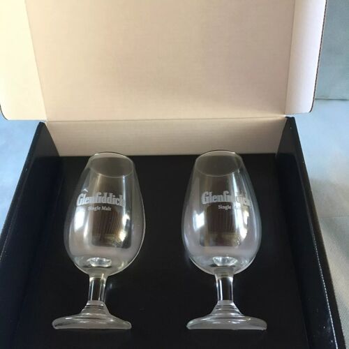 Collection De Luxe 4 Verres Glenfiddich Et Serviette De Bar Assortie