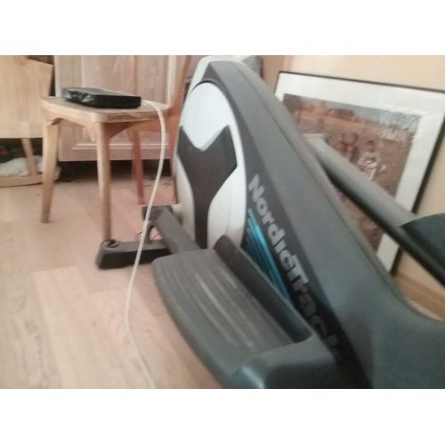 Vélo Elliptique Nordique Track E4.1