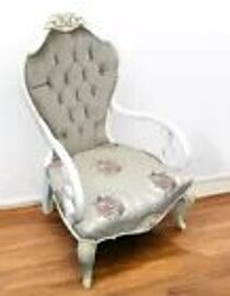 2 Fauteuils Louis XV Bois Blanc Sculpté Dossier Capitonné Assise Motifs