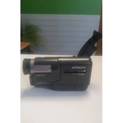 Camescope Hitachi Vidéo 8 VM-E210E