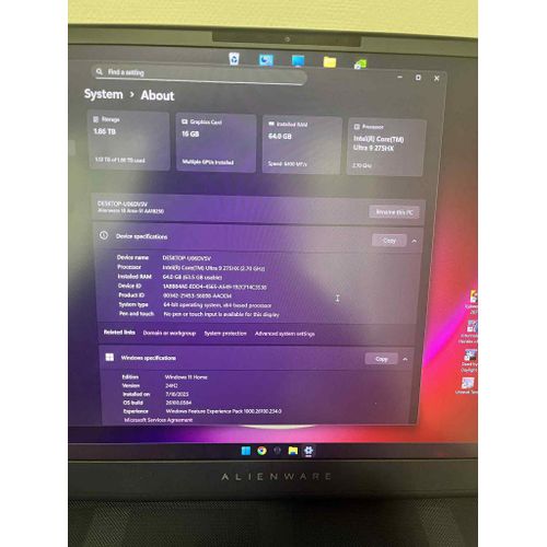 Alienware 18 Area-51 AA18250 - 18.5" Intel Core Ultra 9 275HX - 2.7 Ghz - Ram 64 Go - SSD 2 To
