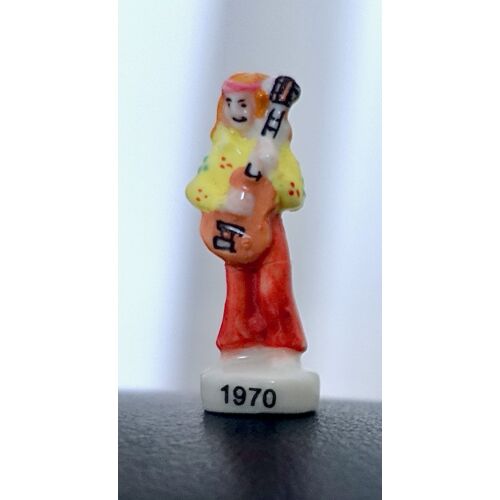 Fève Chanteur Antoine Et Sa Chemise À Fleur 1970. Les Elucubrations D'Antoine. Guitare. Très Rare.