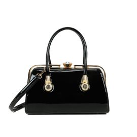 Sac à Main de Soirée pour Femme Vernis avec Fermoir Bijou Facetté et Bandoulière Gallantry Noir