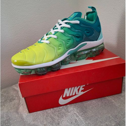Nike Air Max Plus Vapormax - 42