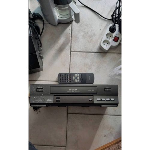 Magnétoscope Toshiba V210EF lecture NTSC pour cassettes vidéo VHS enregistrer et lire format Pal Secam NTSC443 PRO DRUM 1 minute rewind rembobinage express recorder