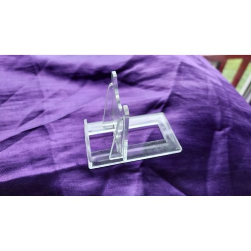 Présentoir, Stand, Support En Plastique Transparent. 7x4.1cm & 5 Cm De Haut. En 2 Parties. Parfait Pour Exposer Et Mettre En Valeur Une Tranche D'agate, Un Cd, Un Dvd Ou Une Pièce De Collection.