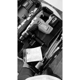 PERFORATEUR SDS MAX 18 VOLTS FUEL M18 CHM-121C - MILWAUKEE