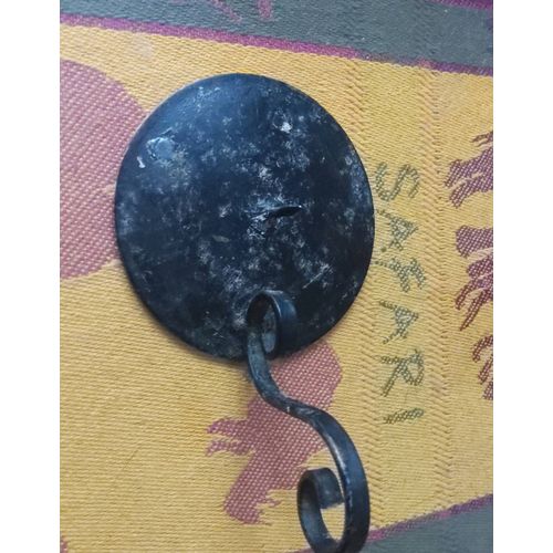 Ancien bougeoir en métal