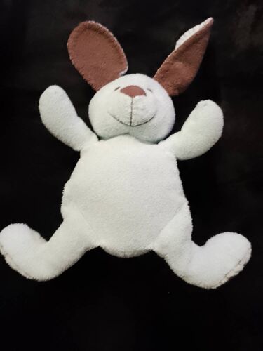 Petite peluche molle lapin bleu clair années 2000.