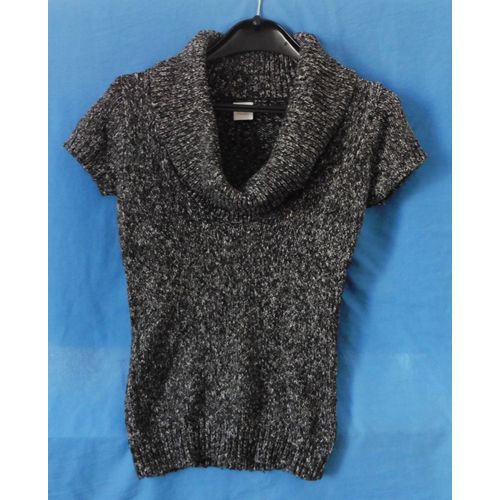 Pull Chiné Gris Anthracite Et Blanc. Grand Col. Manches Courtes. Camaieu. Taille 38