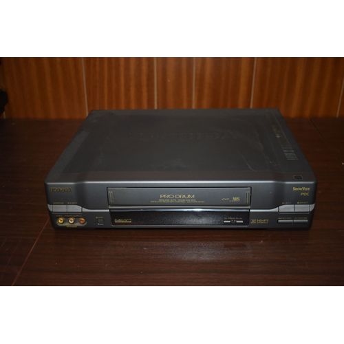 magnétoscope Toshiba v747F lecteur casse vidéo vhs