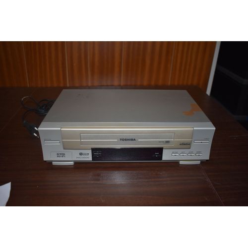 Magnétoscope vhs cassette vidéo toshiba v611ef 6 tête hifi