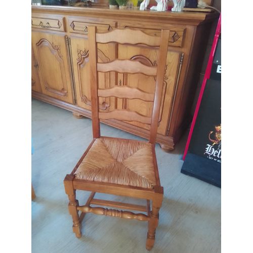 salle à manger complète (bahut avec miroir , table avec deux rallonges , 12 chaises ) et table de salon