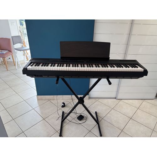 Je Vend Un Piano Digitale 115 Yamaha En Excellent État. /88touches. 