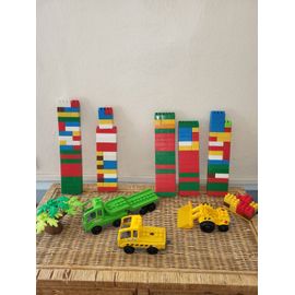 Lot véhicule Ecoiffier + blocs de construction