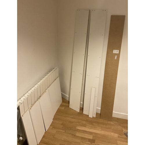 Bibliothèque Ikea Gersby quasi neuve emballée dans sa boite d¿origine