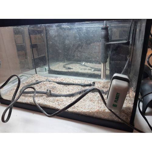 Aquarium 25litre Tous Équipé.