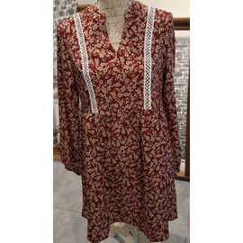 Jolie Robe Fleurie Bordeaux Et Beige Avec Bandes Blanches Ajourées