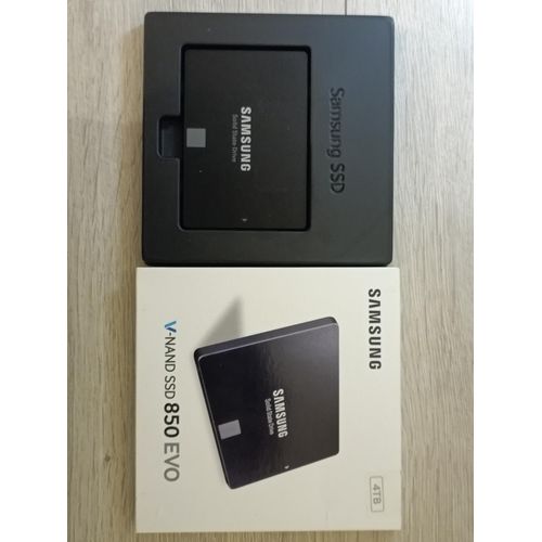 Samsung 850 EVO MZ-75E4T0 - SSD - chiffré - 4To - interne - 2.5" - SATA 6Gb/s