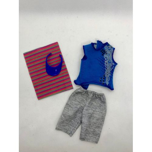 Lot ensemble tenue 4 pièces vêtements accessoires Ken plage habits vêtements habillage Barbie Mattel