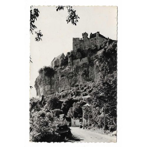 Carte Postale N°1572 , Beynac , Dordogne , Le Château Et La Chapelle