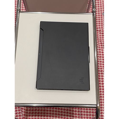 Ordinateur portable ASUS TUF DASH F15 FX517ZR NOIR Intel core i7, 512Go de stockage, 16Go de RAM, Carte graphique NDIVIA GEOFORCE RTX 3070.