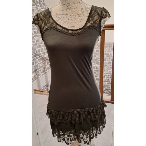 Jolie Nuisette Kaki Noulante À Dentelle