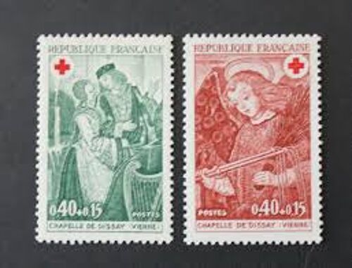 Au Profit De La Croix Rouge : Fresques De La Chapelle De Dissay La Paire Année 1970 N° 1661 1662 Yvert Et Tellier Luxe