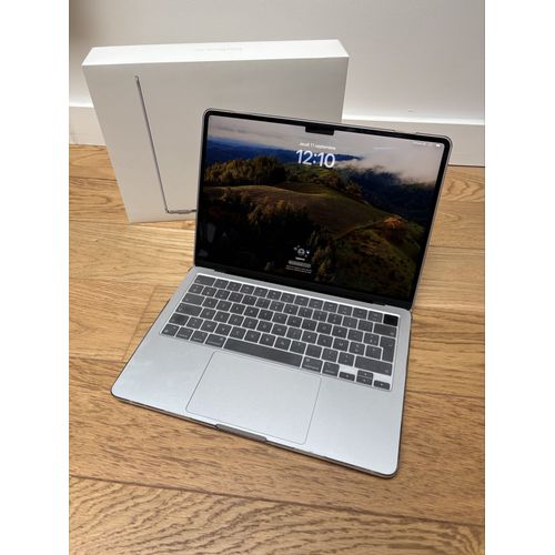 Apple MacBook Air M2 modèle A2681
