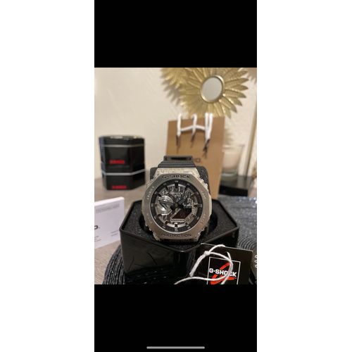 G-Shock Casio Gm-2100 Silver/Black – Excellent État + Boîte Complète