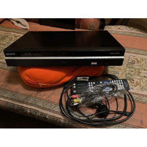 Lecteur graveur de salon SONY RDR-HXD995