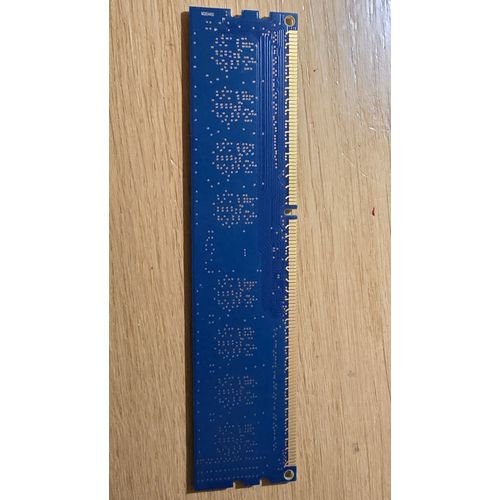 4Go RAM Module Mémoire HYNIX HMT451U6AFR8C-PB DDR3 PC3-12800U 1600Mhz 1Rx8 CL11
