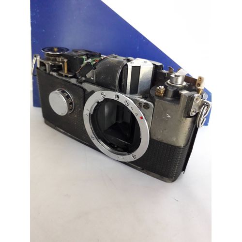 OLYMPUS PEN FT EPAVE