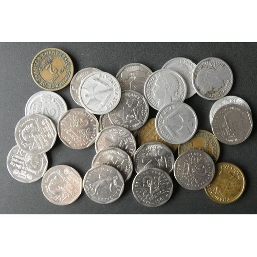 Lot De 26 Pièces De 2 Francs. France. 1923 (X 2), 1924, 1939, 1941, 1943 (X 2), 1944, 1946, 1950, 1958, 1981 (X 3), 1993 (X 3), 1995 (X 4), 1997, 1998 (X 4). Bon État