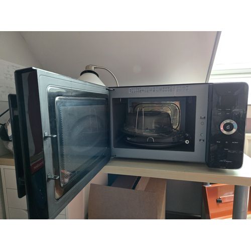 FOUR WHIRLPOOL JQ 2080 ETAT