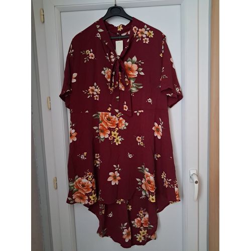 Robe Neuve Taille 50-52 Rouge Motif Floral
