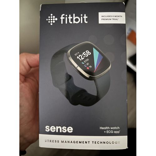 Vend montre connectée sense fitbit en très bonne état 