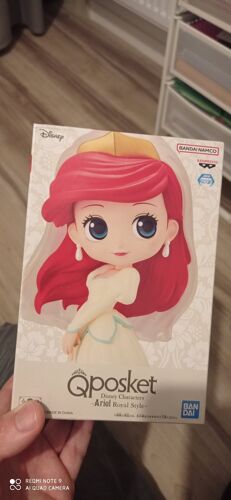 Je Met En Vente Une Figurine Du Personnage D'Ariel, L'Héroïne Du Classique Disney "La Petite Sirène", Emballé Dans Sa Boîte : Non Ouverte Et Entièrement Neuve.