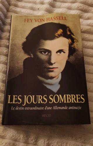 Les Joirs Sombres