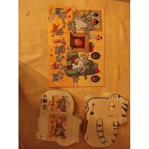 Puzzle 24 pièces de chez djeco : les chats dans leur salon - pour les enfants âgés de plus de 3 ans - dimension 42 x 30 cm -