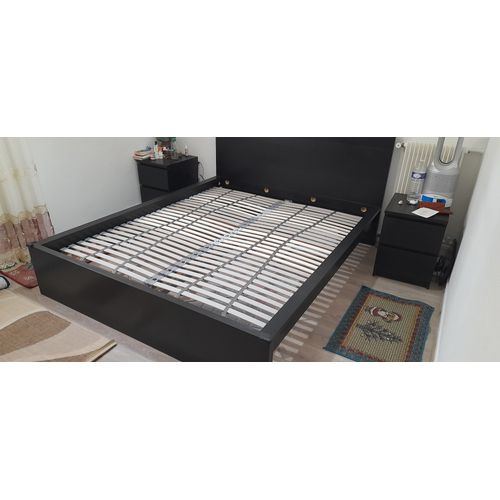 Chambre à coucher Ikea couleur noire