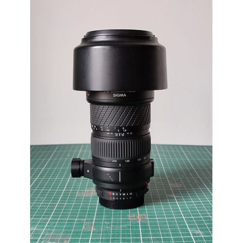 Sigma 70-210mm F/2.8 APO - Monture NIKON