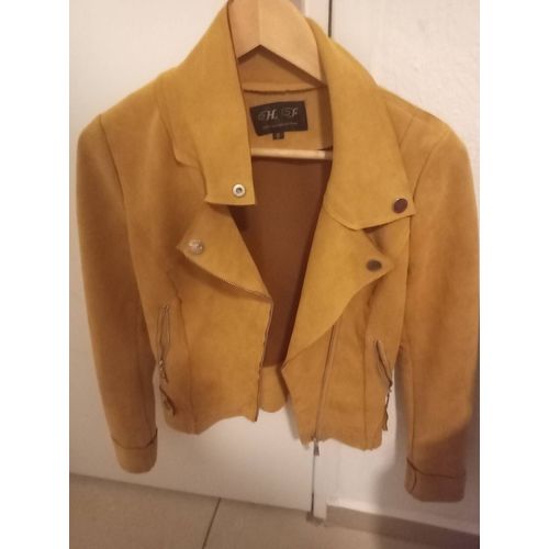 Je Vend Ce Jolie Pull Jaune