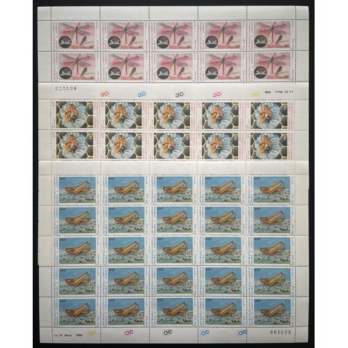 Cameroun 1986 Yt 782-784 Planche Sheet Insectes Papillons Libellule Sauterelle Faune Abeille Nature Animaux