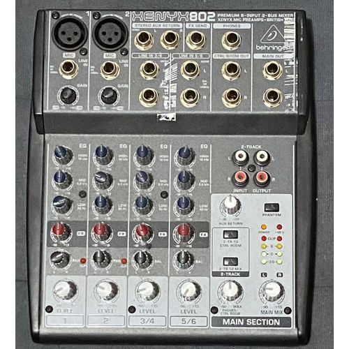 Behringer Xenyx 802 – Table de mixage 8 entrées