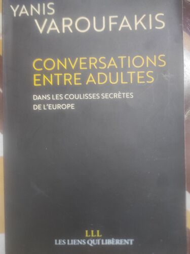 Yanis Varoufakis.  Les Coulisses Secrètes De L'Europe . Livre